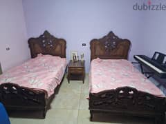 two beds for sale   تختين  خشب حفر ماسيف انتيك 0