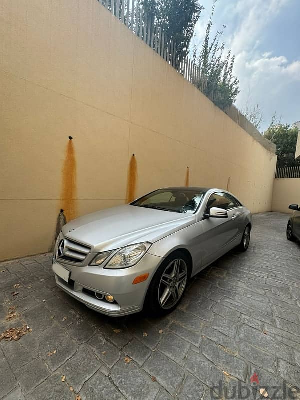 Mercedes-Benz E-Class 2011 1