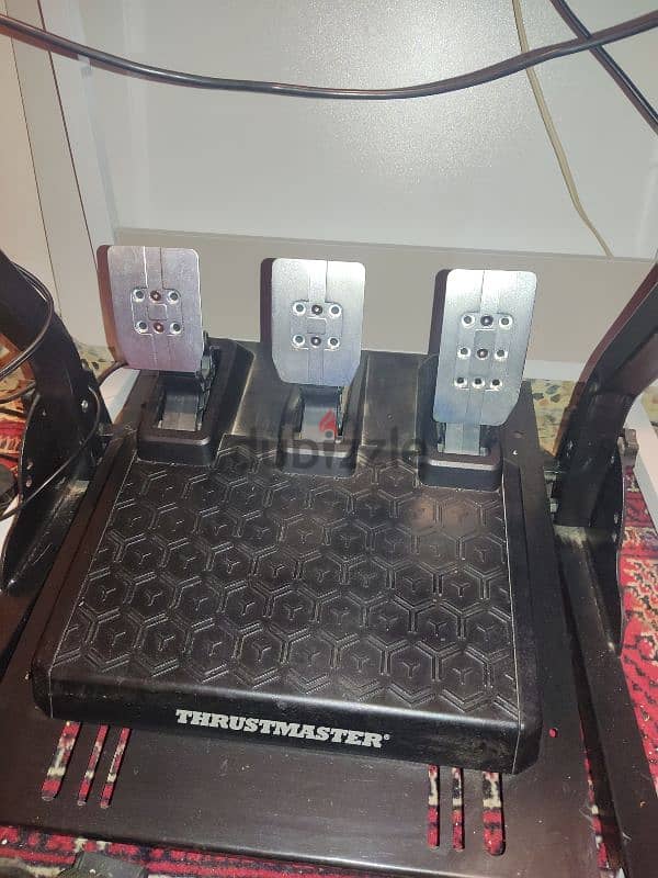 Thrustmaster Sim Racing Base + Steering Wheel + Pedals 3