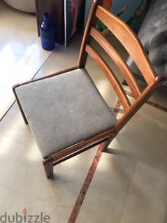 4 chairs for sale 0