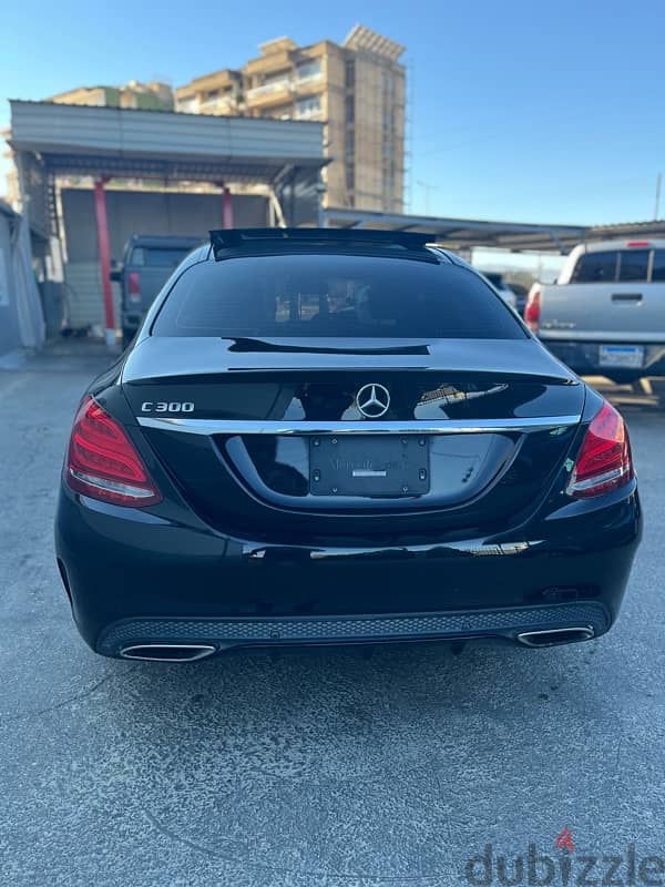 Mercedes C300 AMG package Clean Carfax 2017 3