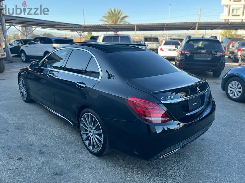 Mercedes C300 AMG package Clean Carfax 2017 4