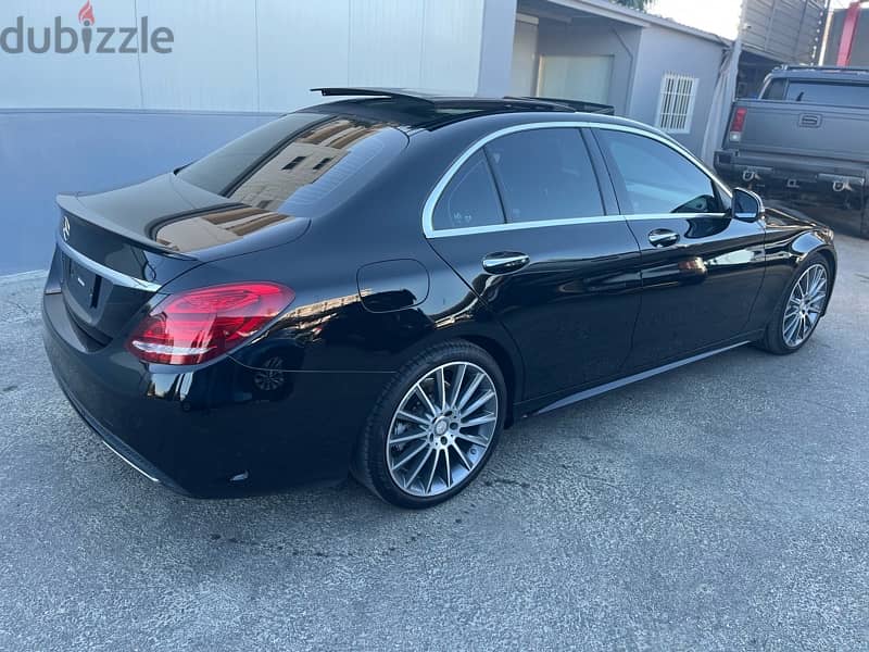 Mercedes C300 AMG package Clean Carfax 2017 5