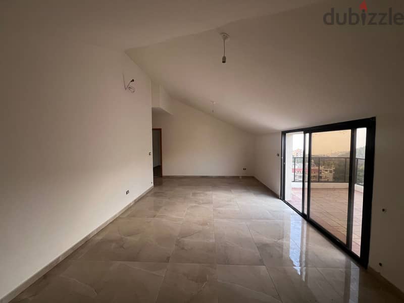 Apartment for sale in Mar Chaaya شقة للبيع في مار شعيا 2