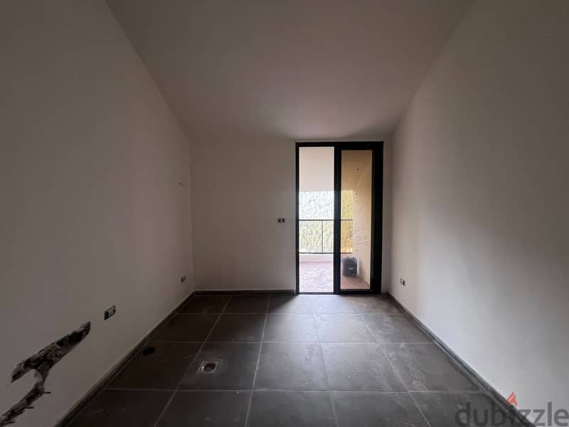 Apartment for sale in Mar Chaaya شقة للبيع في مار شعيا 3