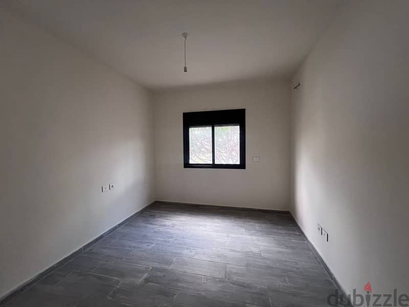 Apartment for sale in Mar Chaaya شقة للبيع في مار شعيا 10