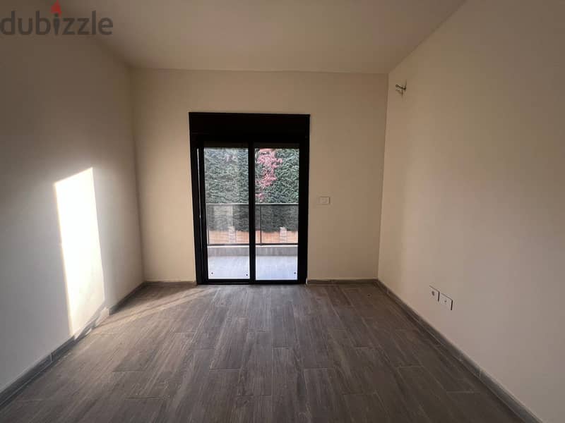 Apartment for sale in Mar Chaaya شقة للبيع في مار شعيا 13