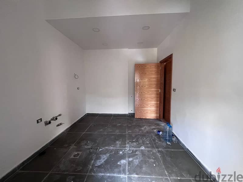 Apartment for sale in Mar Chaaya شقة للبيع في مار شعيا 8