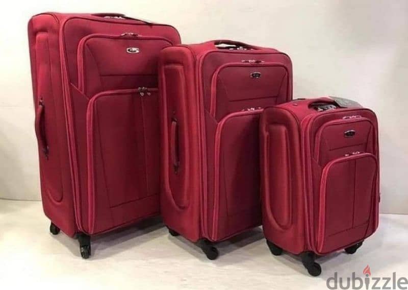 50% OFF Pilot Swiss Luggage set of 3 bags 2