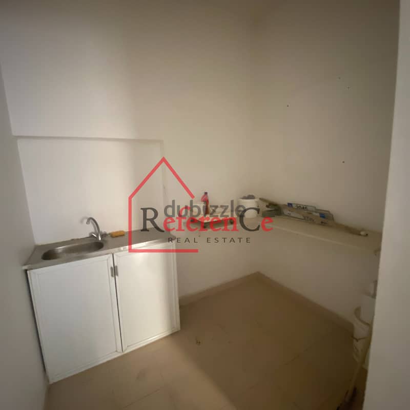 Duplex Shop for rent in Achrafieh محل دوبلكس للإيجار في الأشرفية 1