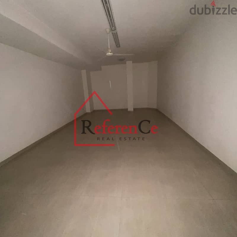 Duplex Shop for rent in Achrafieh محل دوبلكس للإيجار في الأشرفية 3