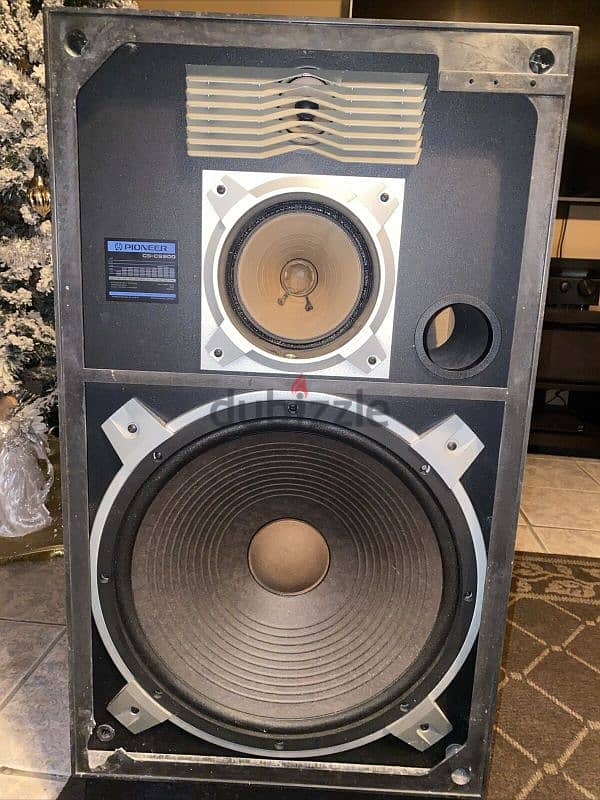 amplifier pioneer with  2 speakers 1