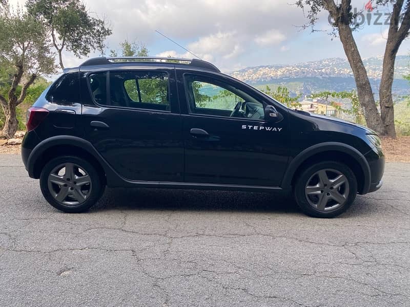 Renault Sandero Stepway 2017 16