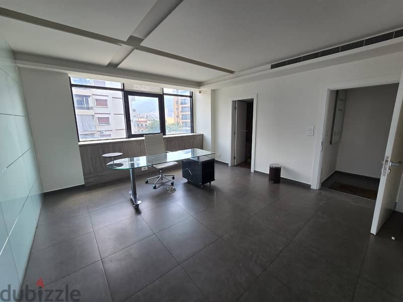 Office for sale in Antelias مكتب للبيع في انطلياس 2