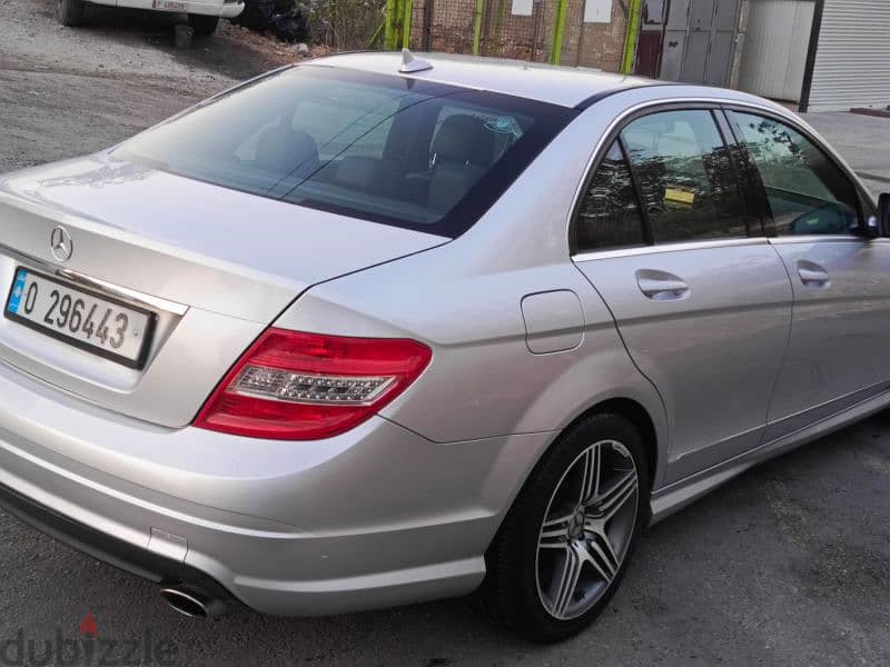 Mercedes-Benz C-Class 300 2009 5