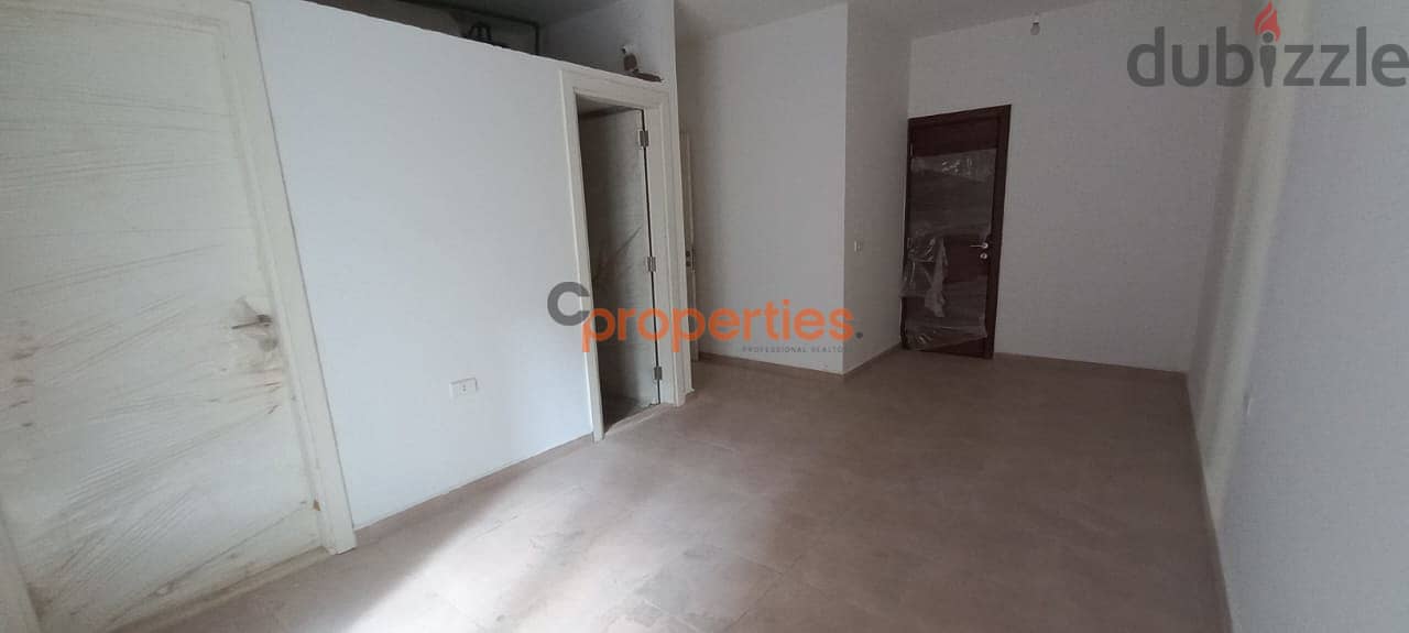 Apartment for sale in zikrit شقة للبيع في زكريت CPCJ26 2