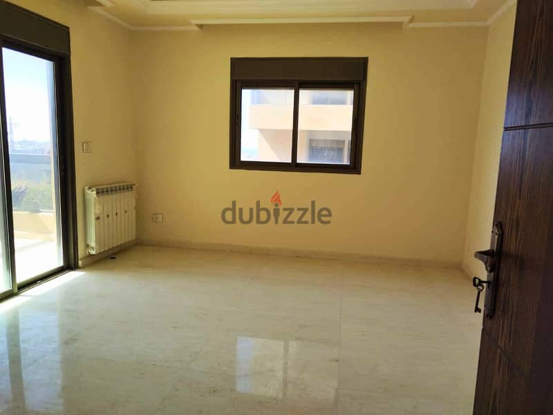 L16263-Spacious Apartment For Sale in Ghadir 3