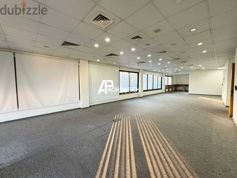 4 Floors - Furnished Office For Rent in Adlieh-مكتب للأجار في العادلية 1