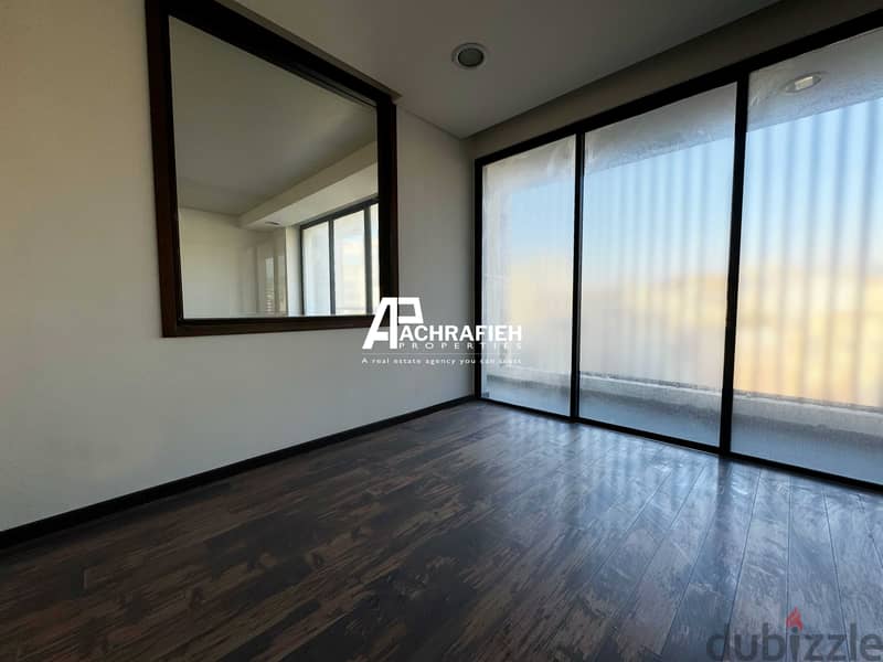 Office For Rent in Adlieh - مكتب للأجار في العادلية 13