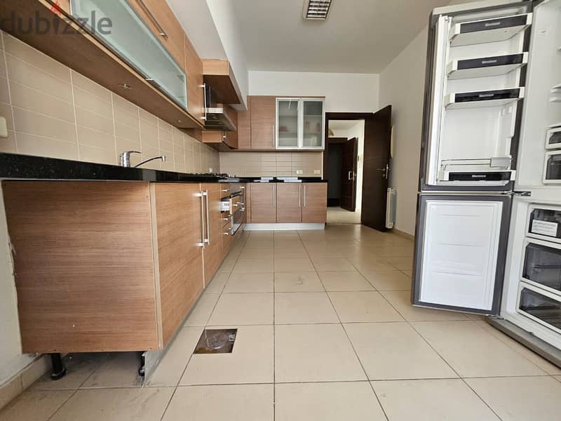 AH24-3708 Modern 280m² Apartment in Tabaris, Beirut is now for rent 9