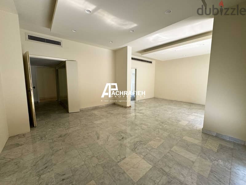 Office For Rent in Achrafieh - مكتب للأجار في الأشرفية 1