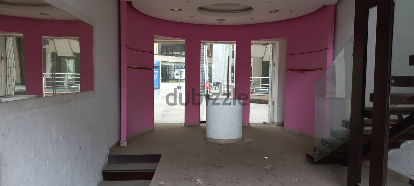 Three Floors shop for Sale in Zalka souk محل ثلاث طوابق للبيع في سوق 2