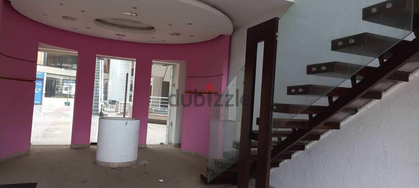 Three Floors shop for Sale in Zalka souk محل ثلاث طوابق للبيع في سوق 3