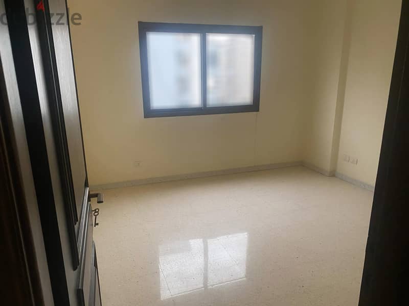 Apartment for sale in Tripoli شقة للبيع في طرابلس 6