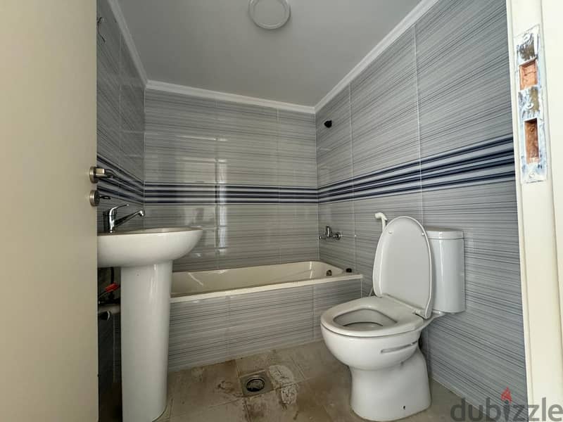 Apartment for sale in Tripoli شقة للبيع في طرابلس 6