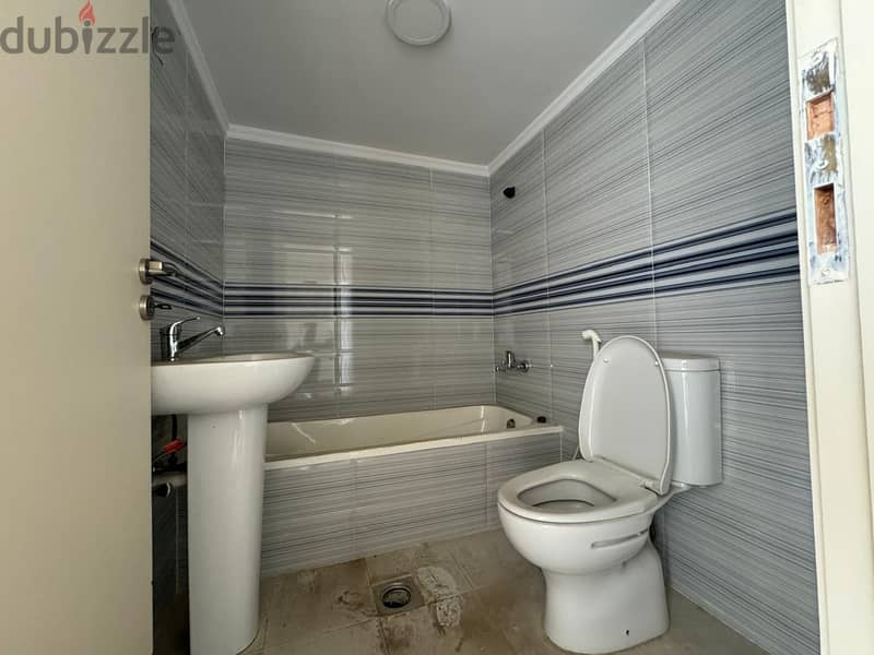 Apartment for sale in Tripoli شقة للبيع في طرابلس 6