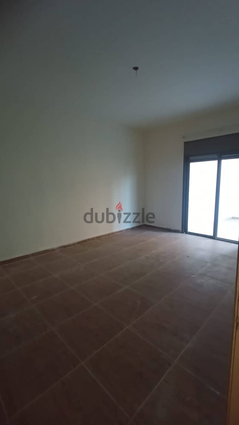 MANSOURIEH PRIME (200SQ) WITH TERRACE & 3BEDS (MOR-109) 3