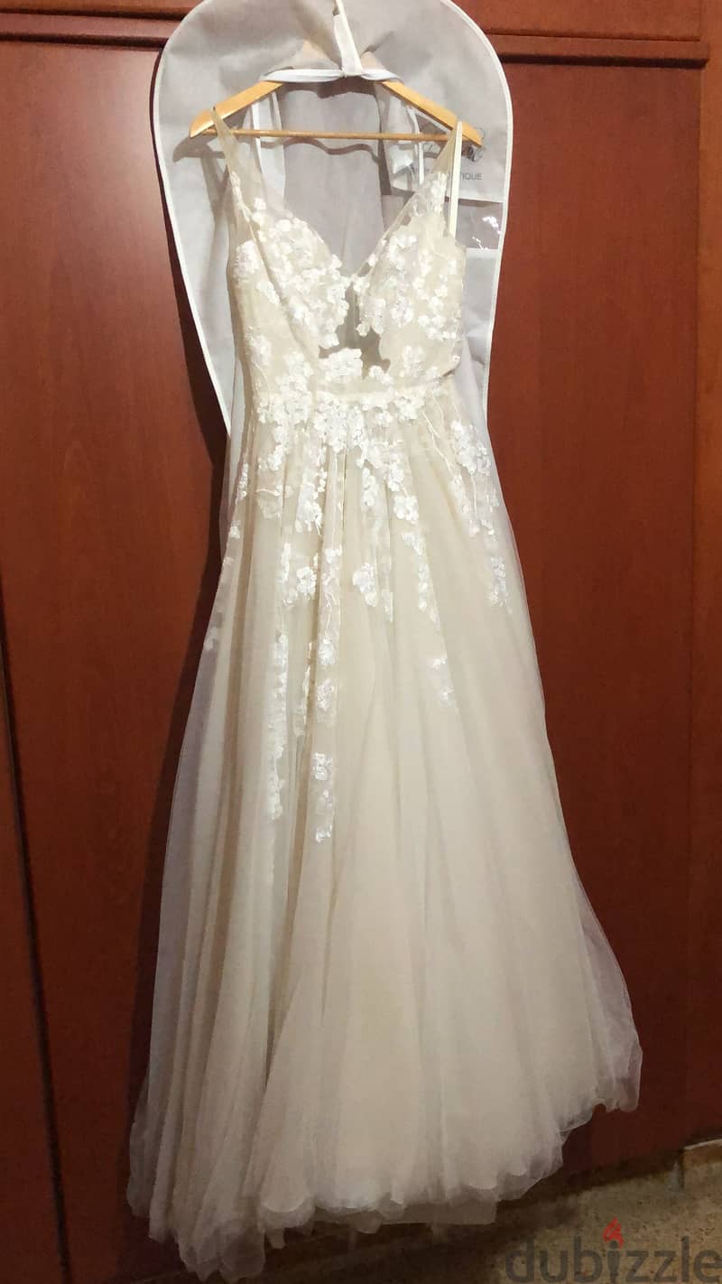 Untouched Wedding Dress 1