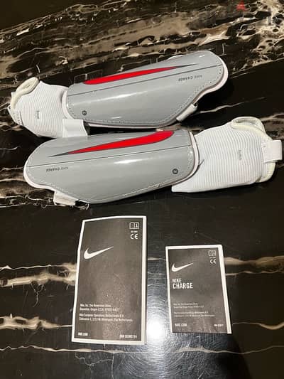 Original Nike shin guards - Barely used