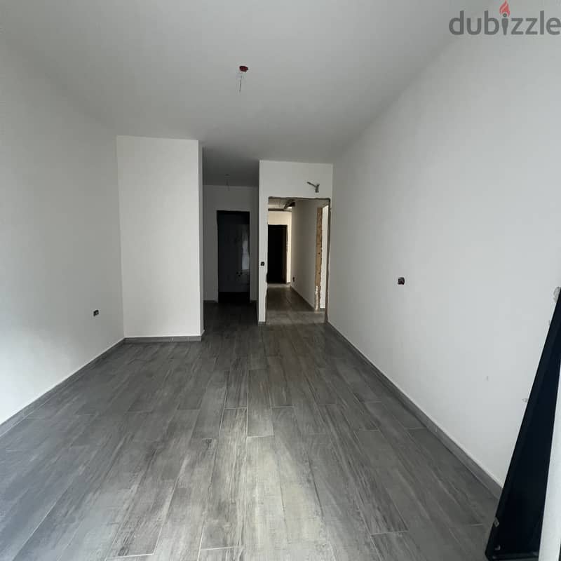 Apartment for sale in Bekfaya شقة للبيع في بكفيا 3