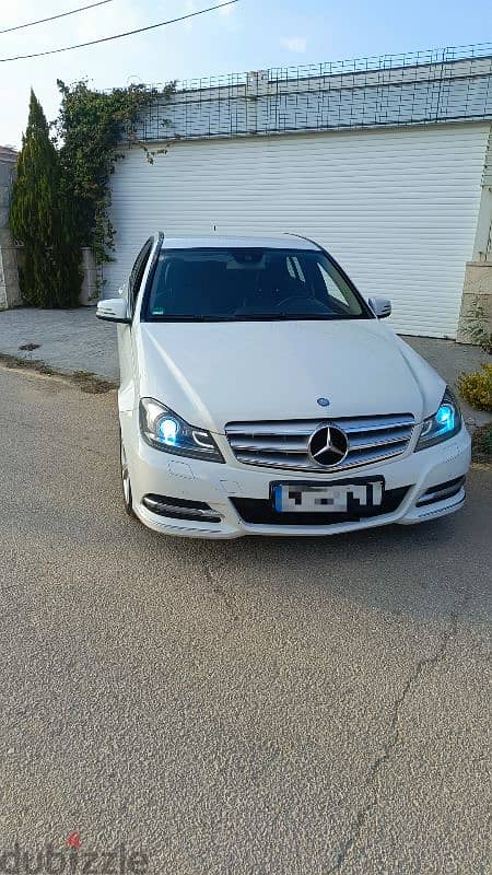 Mercedes-Benz C-Class 2012 1