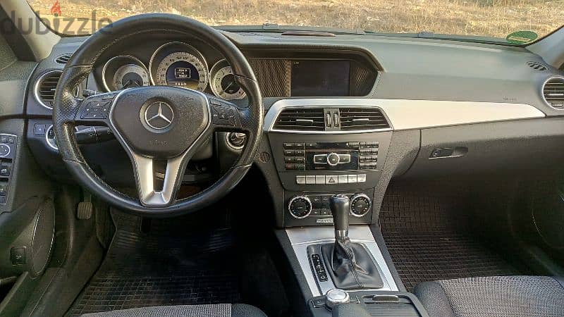 Mercedes-Benz C-Class 2012 6