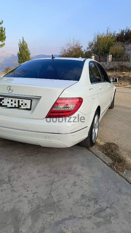 Mercedes-Benz C-Class 2012 11