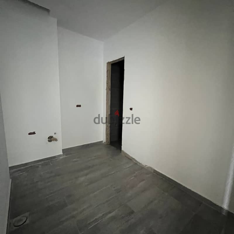 Apartment for sale in Bekfaya شقة للبيع في بكفيا 3