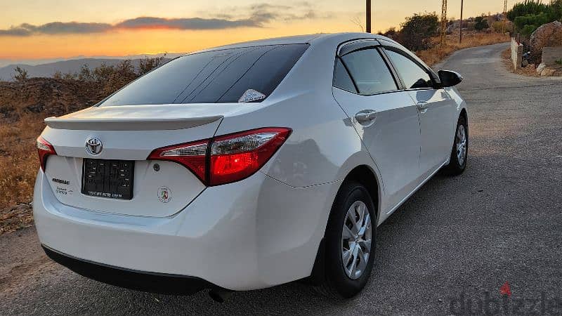 Toyota Corolla 2015 1