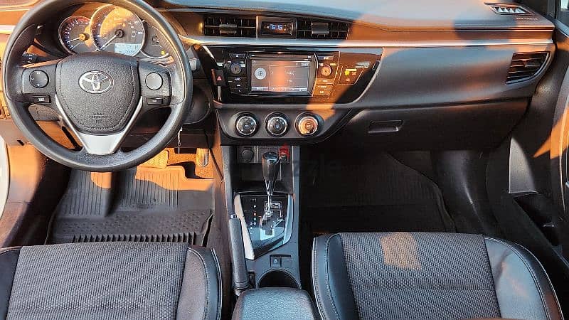 Toyota Corolla 2015 3