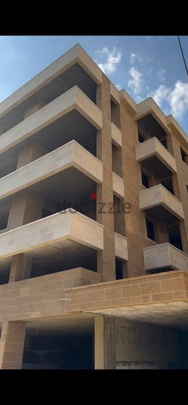 building for sale in baabdetبناية للبيع في بعبدات ١،٥٠٠،٠٠٠$ 3