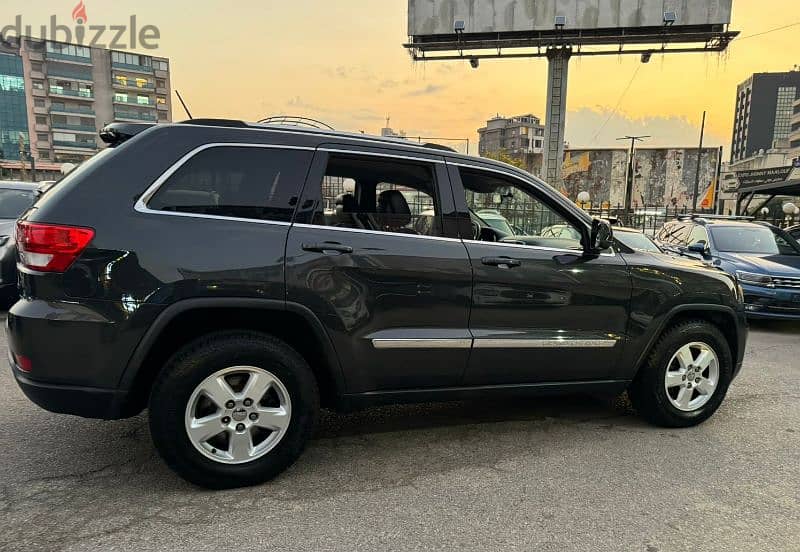 Jeep Grand Cherokee 2011 8