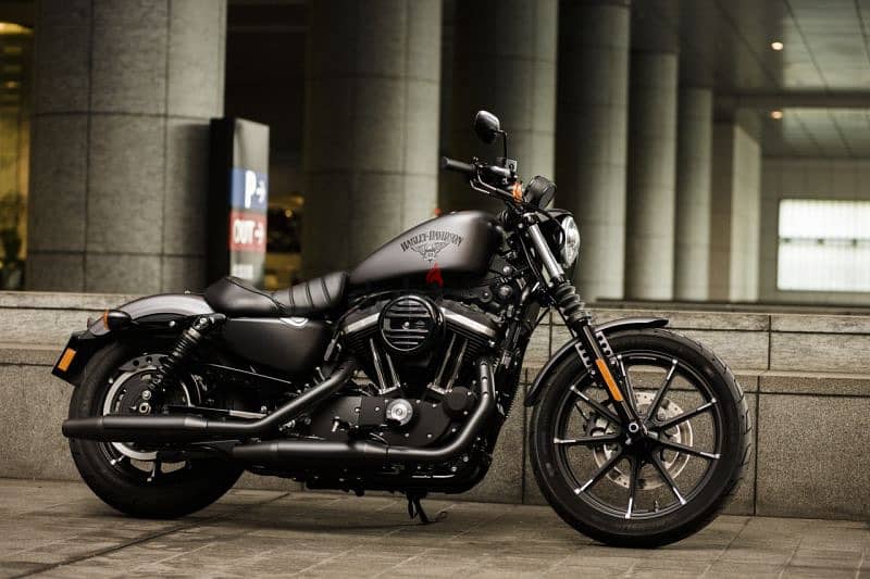 “ Rare To find “ Harley Davidson ironXL883 — 2,500km only— 1