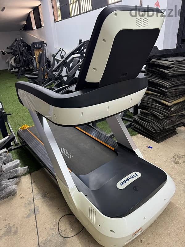 treadmill heavy duty 3