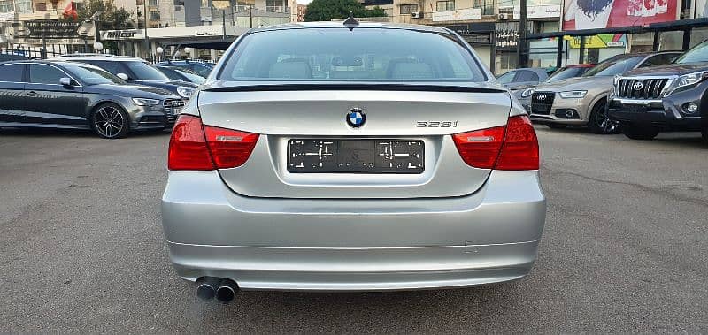 BMW 328i 2009 Sport Package 3