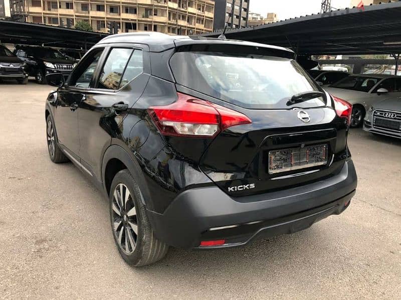 Nissan Kicks  2018 Company source Low mileage 2