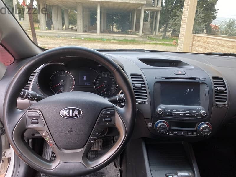 Kia Forte 2018 4