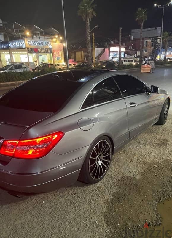 Mercedes-Benz E350 2012 6