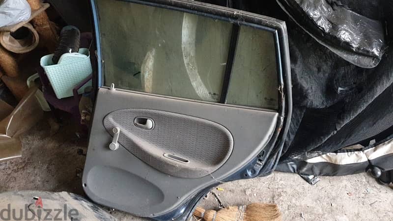 4 doors for Kia Rio LS 2001 0