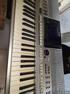 Yamaha Psr 700 OR 0